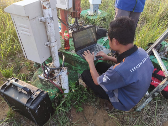 Service image