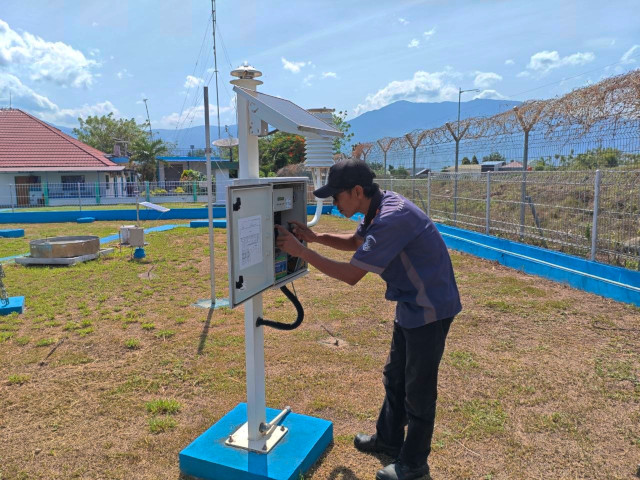 Service image
